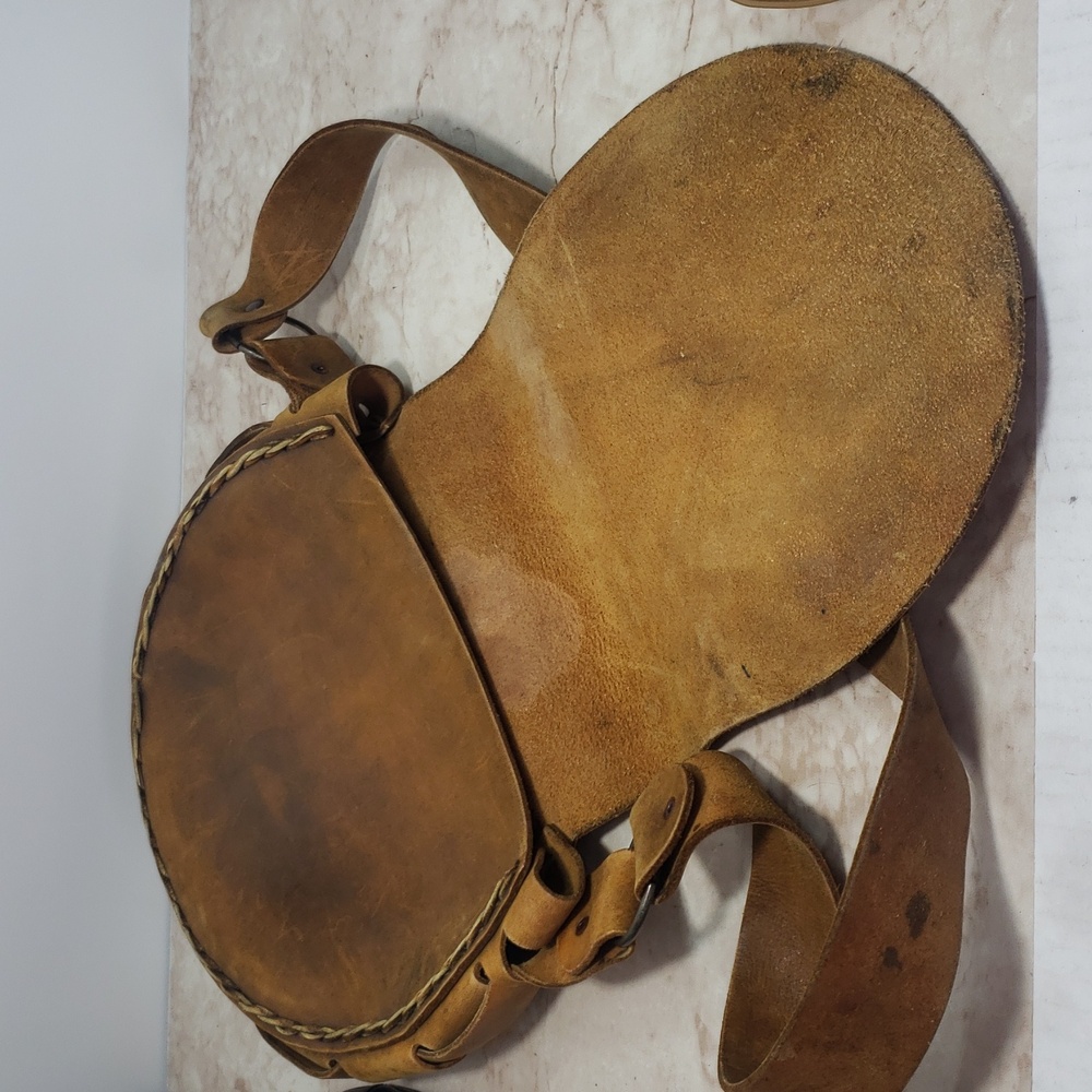 Vintage Style Brown Embossed Leather Shoulder Bag - Picture 4 of 7